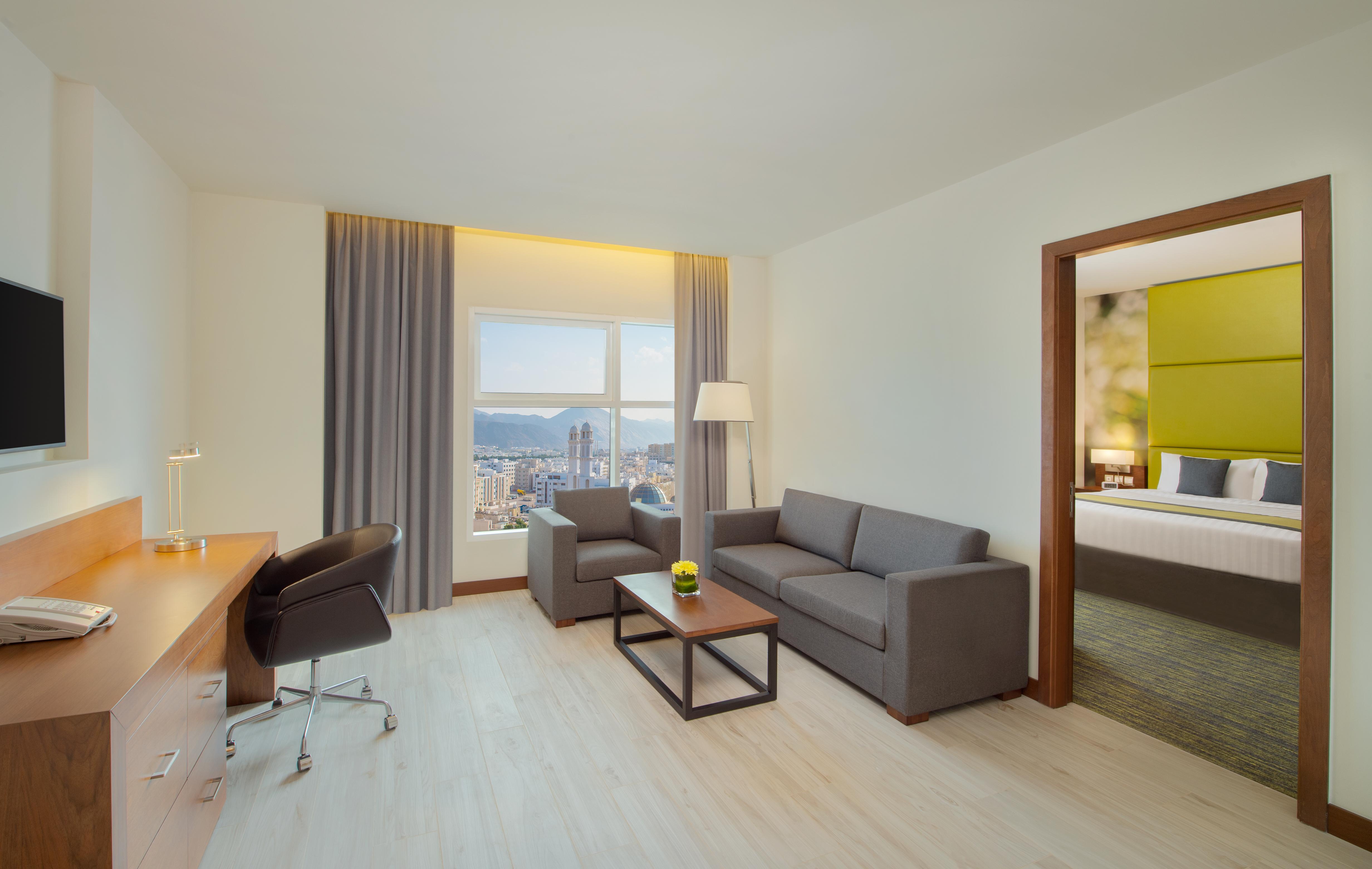 Wyndham Garden Muscat Al Khuwair Hotell Exteriör bild