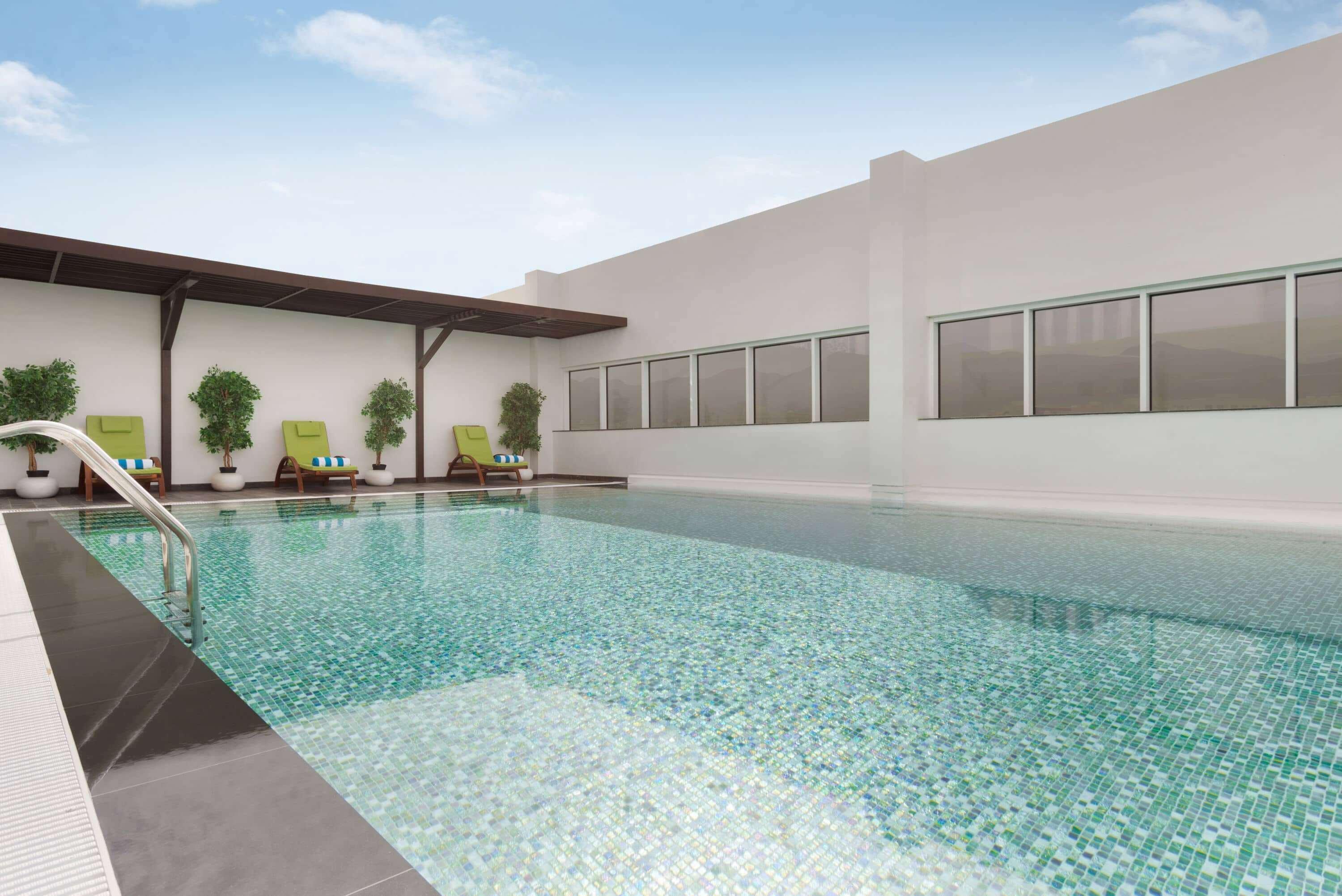 Wyndham Garden Muscat Al Khuwair Hotell Exteriör bild