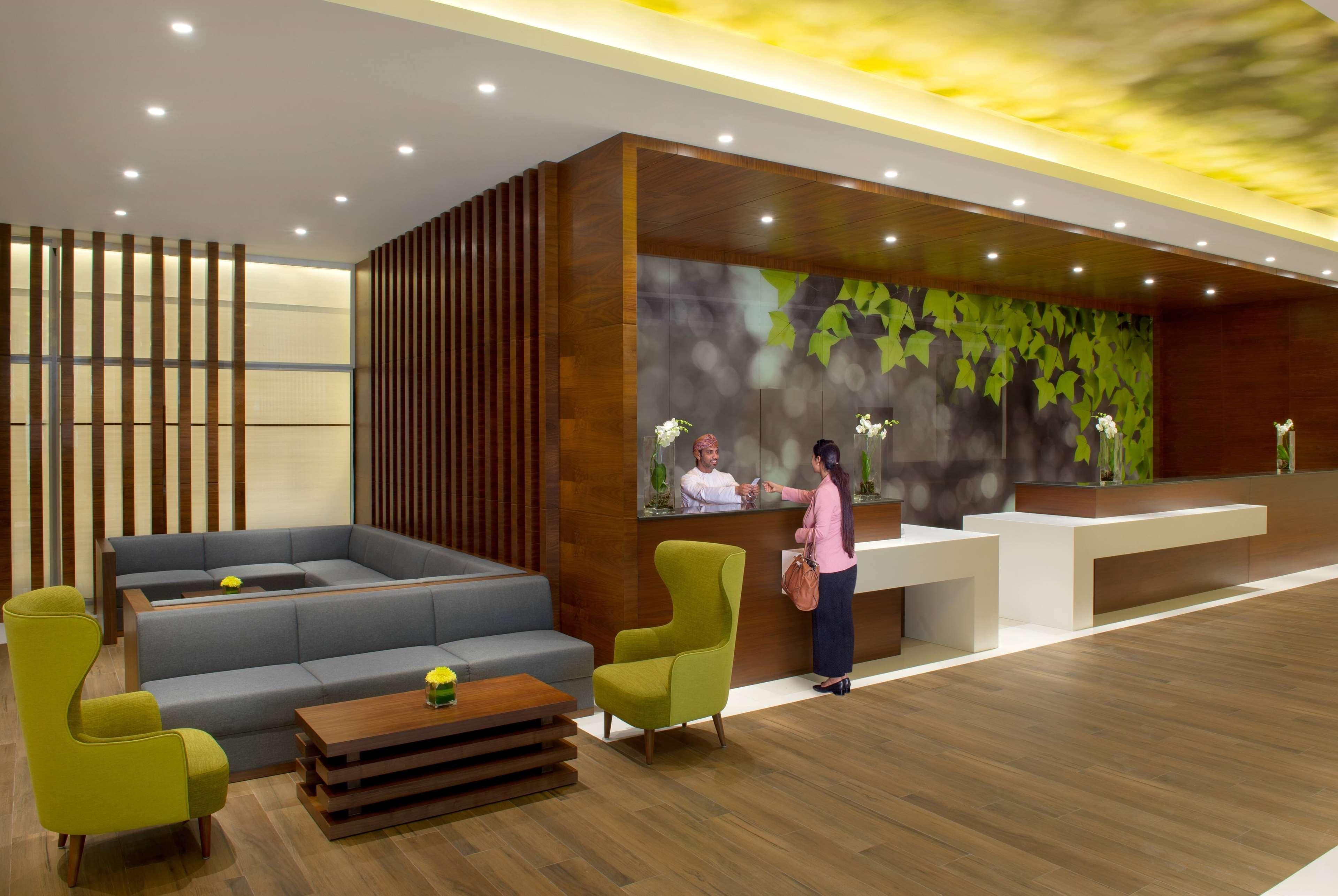 Wyndham Garden Muscat Al Khuwair Hotell Exteriör bild