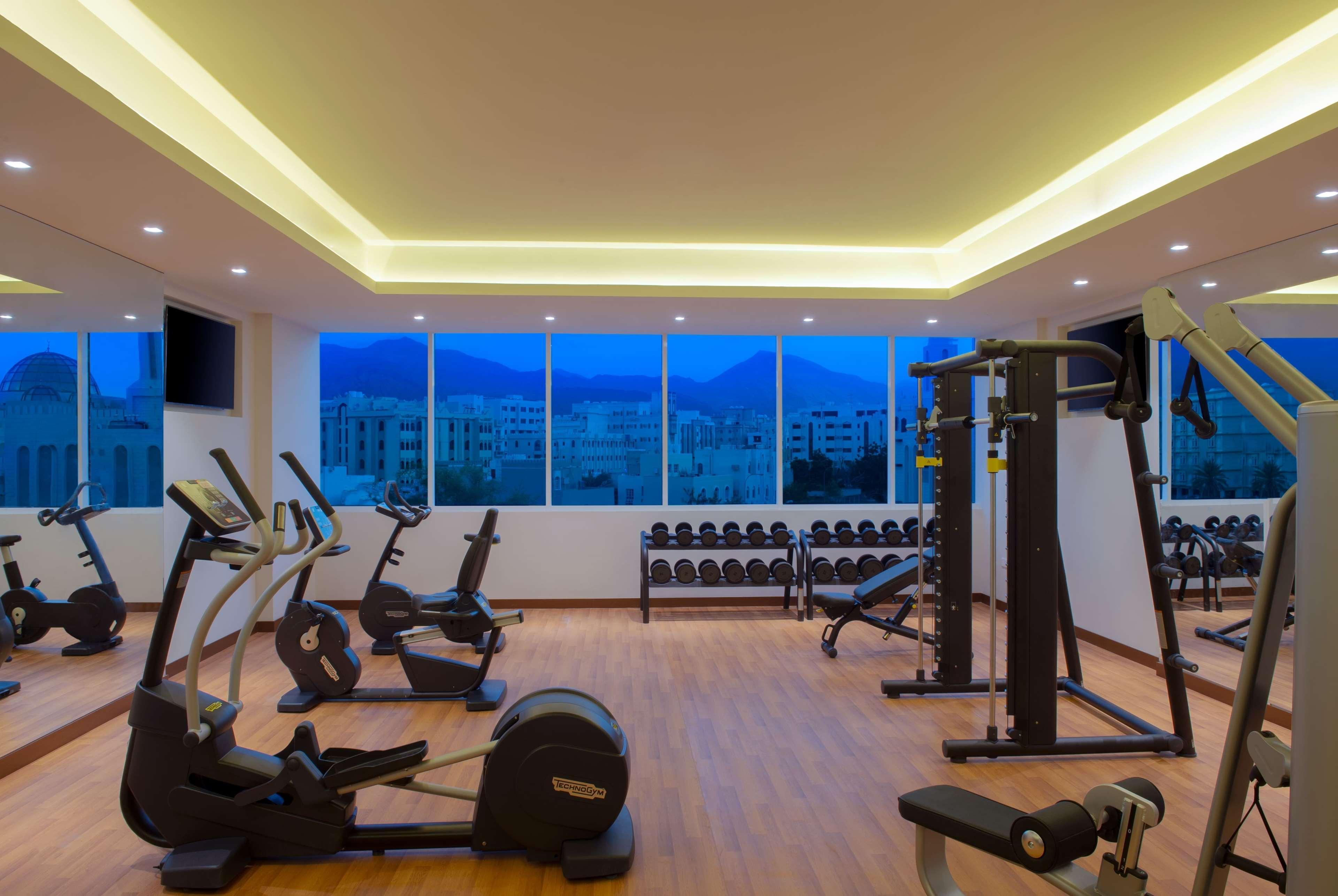 Wyndham Garden Muscat Al Khuwair Hotell Exteriör bild
