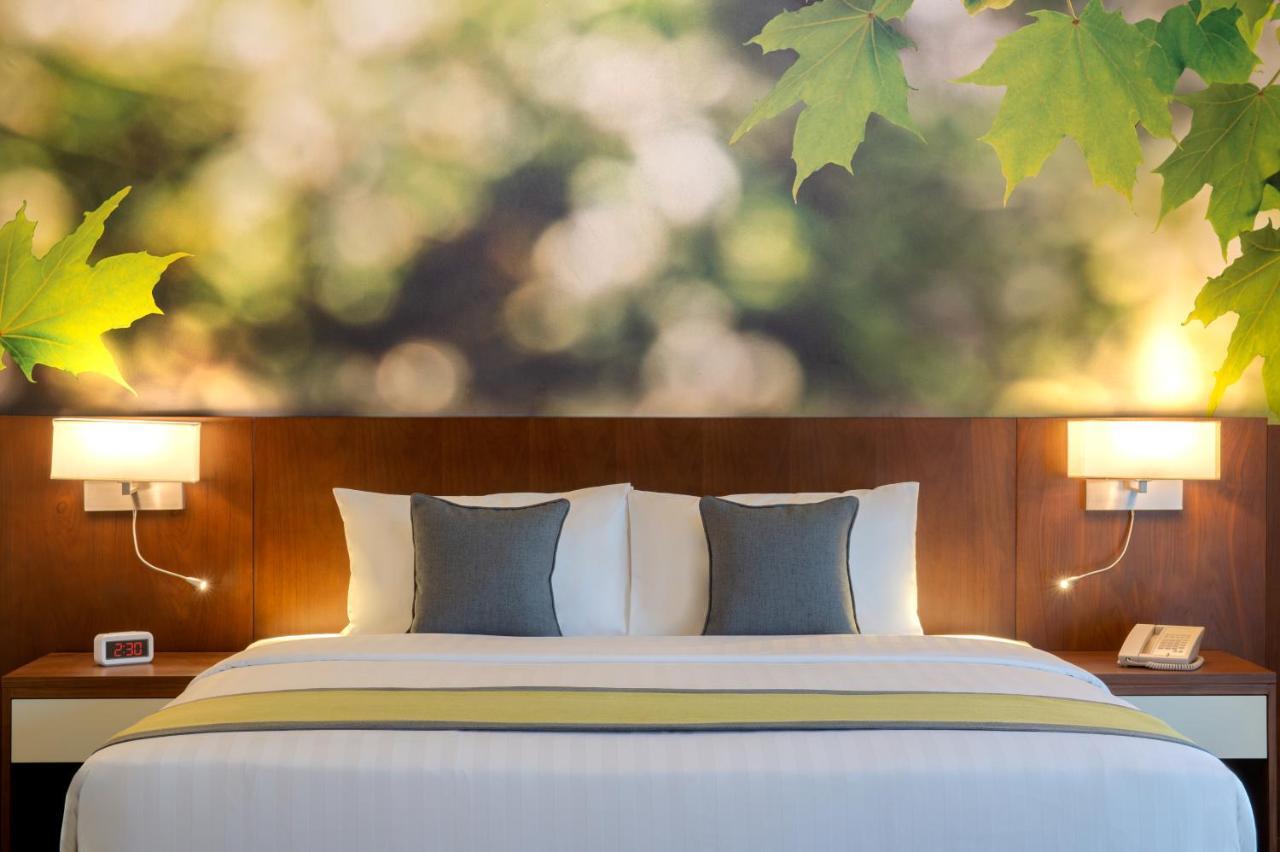 Wyndham Garden Muscat Al Khuwair Hotell Exteriör bild