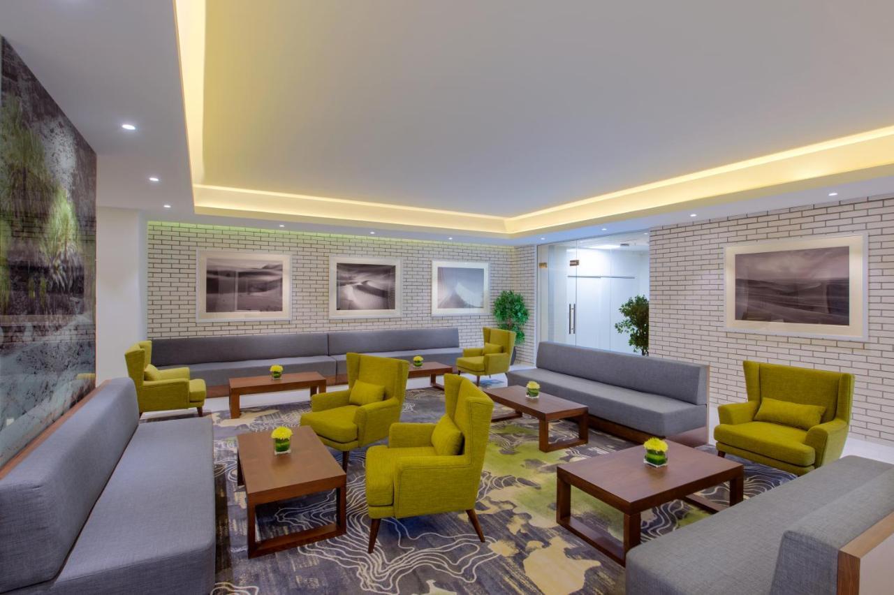 Wyndham Garden Muscat Al Khuwair Hotell Exteriör bild